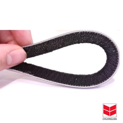 Zelfklevende weerstrips voor aluminium deuren en ramen Mohair borstel wol stapel groef drempel afdichting strip