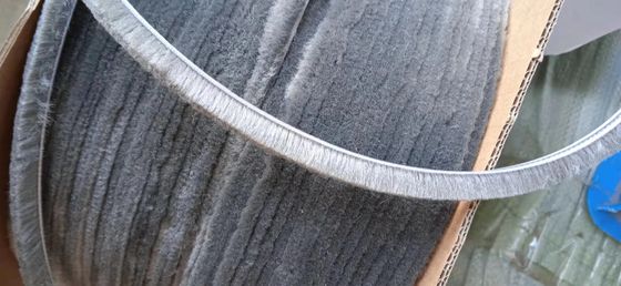 Insectenbestendige weerstrook 7 * 7 mm Houten kast met sterke hechting Warm smelten