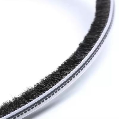 Pinsel Weer Aftrekkaarten-Slot Seal Strip Pile Weatherstrip voor deurvenster in ZART/GRIJ/BROWN/WIT/ANDERE KLOREN