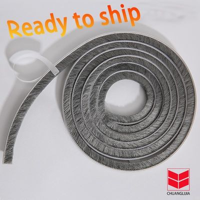 Zelfklevende wolstapel Weerstrook met moderne ontwerp stijl Claim je gratis monster