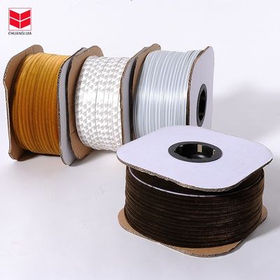 Dikke borstel Weer Pile Seal Strips in ZWART/GRAAU/BROWN/WIT/ANDER voor modern ontwerp Waterdicht Weer Strip in elke grootte