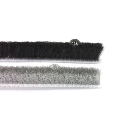 Waterdicht winddicht wolstapel afdichtband rechte stapel aluminium profiel borstel voor deur- en raamweerbescherming