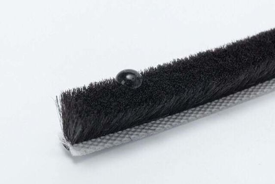 Moderne design stofdichte deurverzegelingen met 100% PP Pile Weather Strip en warm gesmolten lijm